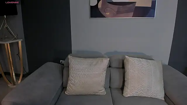 FernandaX1 online show from 10.12.25