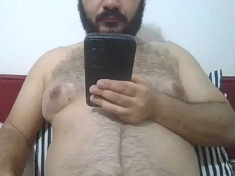 UrfavSlaveBitch online show from 11.22.25