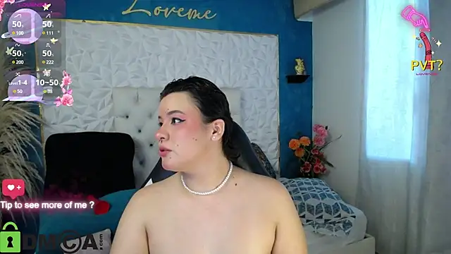 Snapshot of CassandraBaby_ chatting on 02.12.25 CassandraBaby online show from 02.12.25