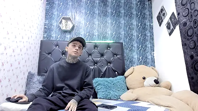 exotic hot couple online show from 03.05.26