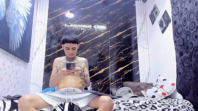 exotic hot couple online show from 05.29.26