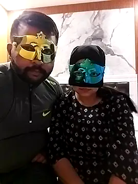 hornycoupleJandS online show from 04.17.26