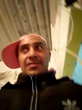 Snapshot of NewBe9D9 chatting on 03.10.25 NewBe9D9 online show from 03.10.25