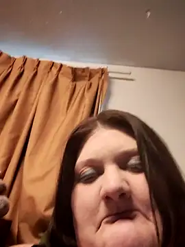 chrissybear84 online show from 01.07.25