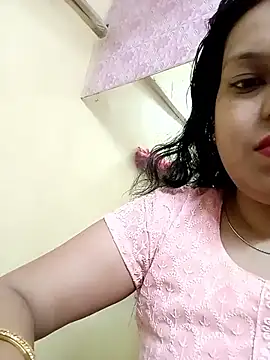 Snapshot of sunita-doll chatting on 10.02.25 sunita-doll online show from 10.02.25