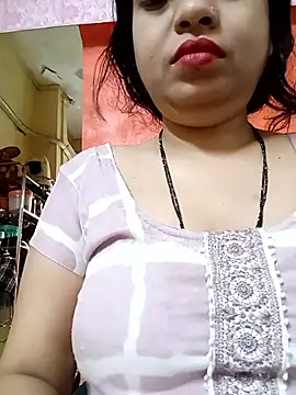 Snapshot of sunita-doll chatting on 10.16.25 sunita-doll online show from 10.16.25