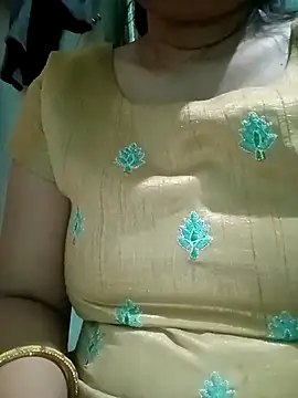 Snapshot of sunita-doll chatting on 04.07.26 sunita-doll online show from 04.07.26