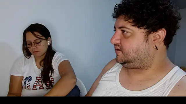 Snapshot of Paloma_Desire chatting on 11.04.25 Paloma Desire online show from 11.04.25