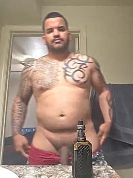 Snapshot of Latino2909 chatting on 04.05.26 Latino2909 online show from 04.05.26