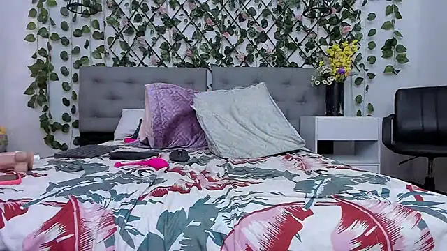 hotmature1 online show from 03.20.25