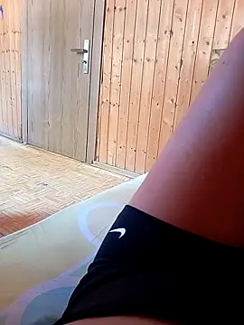 Eleni Pappa online show from 09.21.25