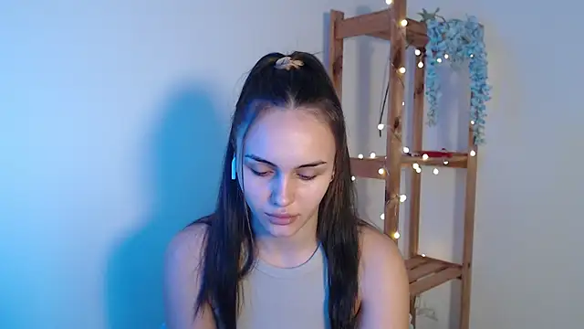 IrinaShayk18 online show from 02.01.25