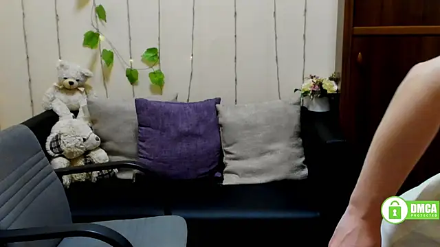 Alicia redfollow online show from 02.25.25