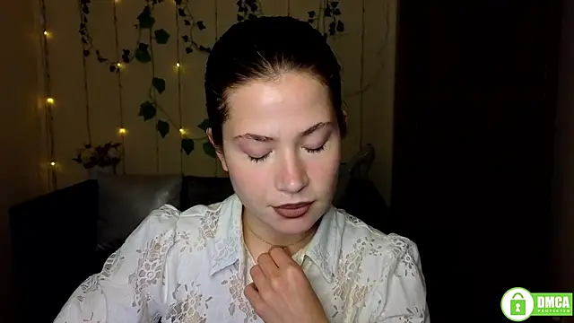 Alicia redfollow online show from 11.24.25