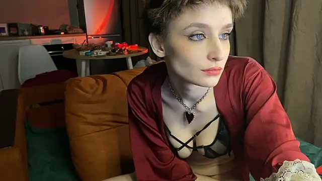 Cristmass princess online show from 02.19.25