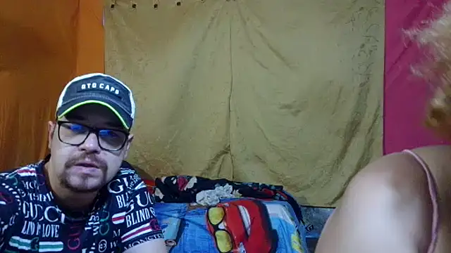 pecadodulce123 online show from 11.25.25