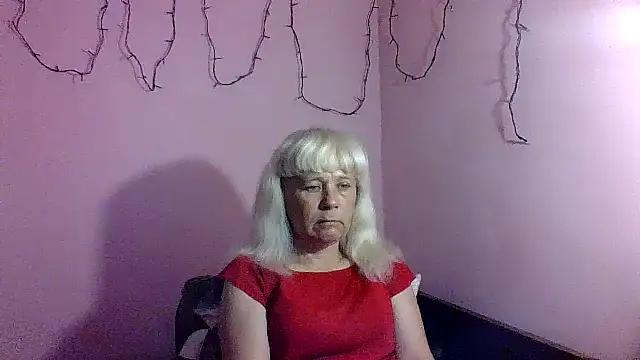 sakura blonde online show from 04.02.26