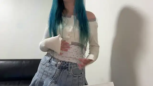 bumble bee online show from 01.05.25