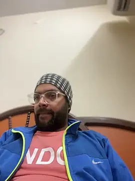 Arsh Loves Luv online show from 01.06.25