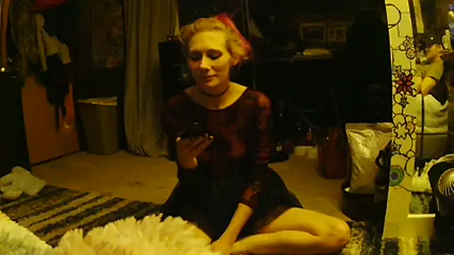 Snapshot of EroticKityii chatting on 04.05.26 EroticKityii online show from 04.05.26
