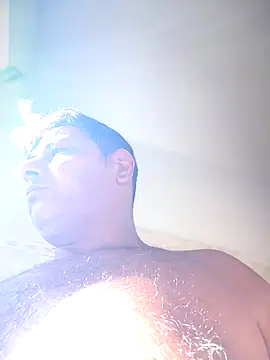 Snapshot of SecretlyDD chatting on 10.27.25 SecretlyDD online show from 10.27.25