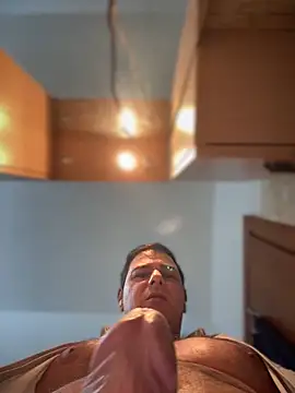 Snapshot of SecretlyDD chatting on 12.01.25 SecretlyDD online show from 12.01.25