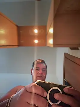 Snapshot of SecretlyDD chatting on 02.03.26 SecretlyDD online show from 02.03.26