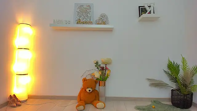 Julya Anna online show from 02.23.25