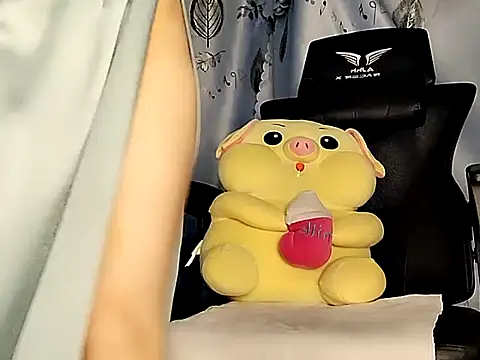 Lucy limon online show from 09.25.25