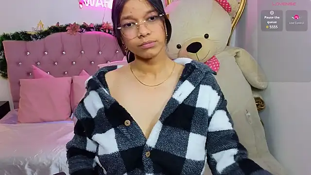 Emilly tay online show from 01.03.25