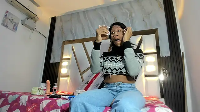 Snapshot of amber_diior chatting on 09.27.25 amber diior online show from 09.27.25
