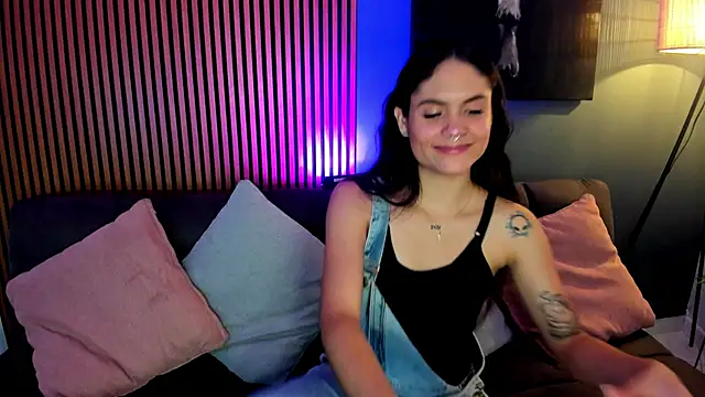 Gaby Ferrer online show from 10.28.25