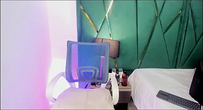 Tamara Myller online show from 11.07.25