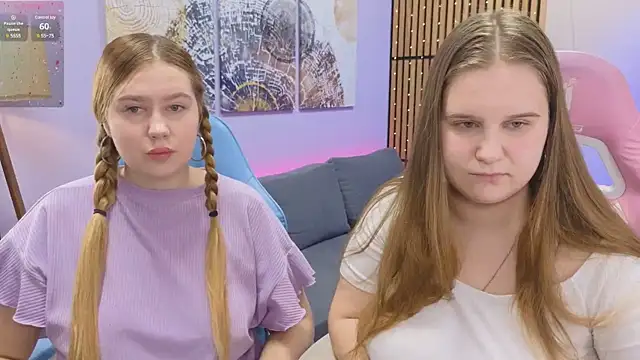 Snapshot of Ellie_Wellie chatting on 01.27.25 Ellie Wellie online show from 01.27.25