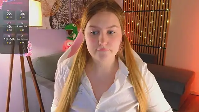 Snapshot of Ellie_Wellie chatting on 03.22.25 Ellie Wellie online show from 03.22.25