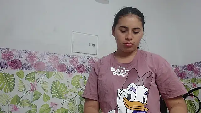 Snapshot of sweetfantacies18 chatting on 01.24.25 sweetfantacies18 online show from 01.24.25