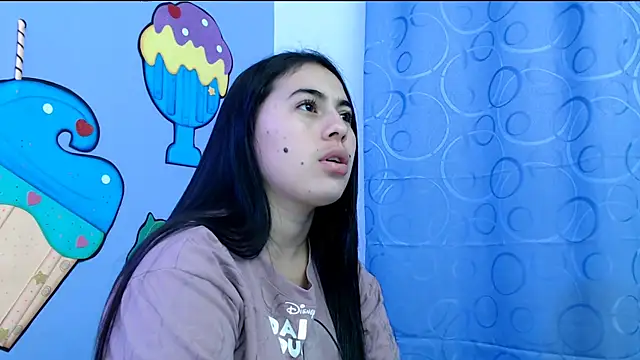 Snapshot of sweetfantacies18 chatting on 03.10.25 sweetfantacies18 online show from 03.10.25