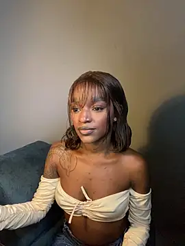 Zizi-campbel online show from 02.06.26