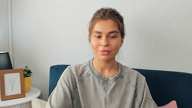 CamilaAmazing online show from 09.09.25