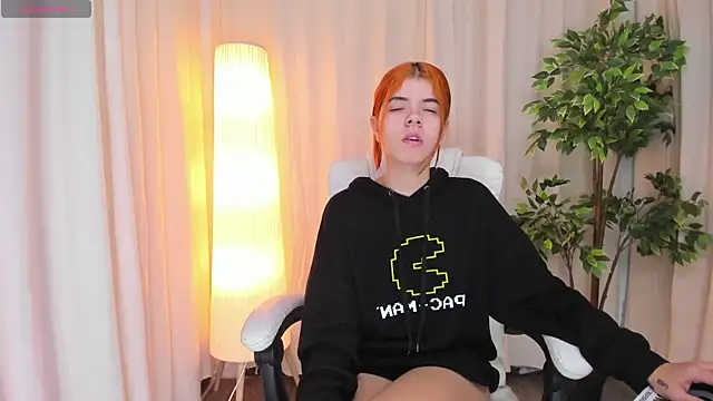 Maddy bennet online show from 02.27.25