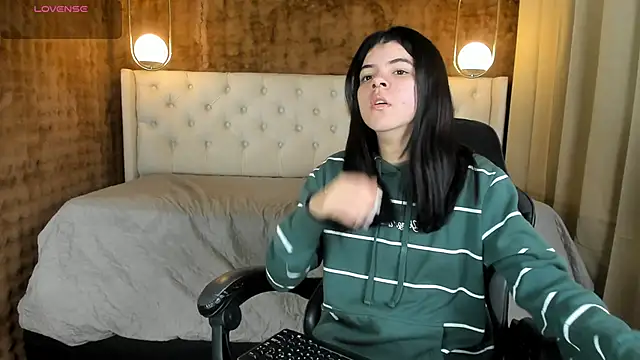 Maddy bennet online show from 03.19.25