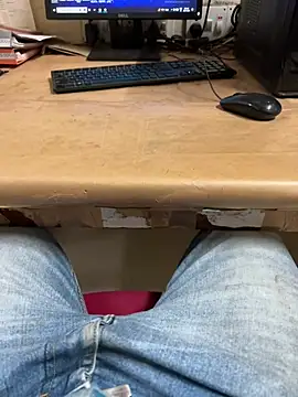 Snapshot of Hillz_king_98 chatting on 01.27.25 Hillz king 98 online show from 01.27.25