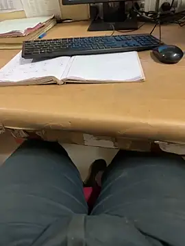 Snapshot of Hillz_king_98 chatting on 01.29.25 Hillz king 98 online show from 01.29.25