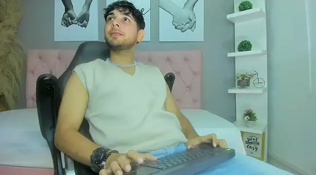 Samir bear online show from 02.05.25