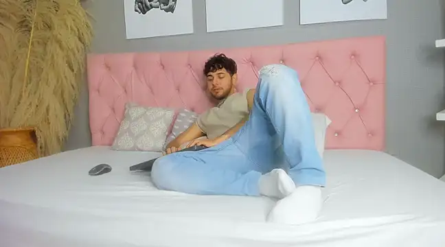 Samir bear online show from 02.12.25