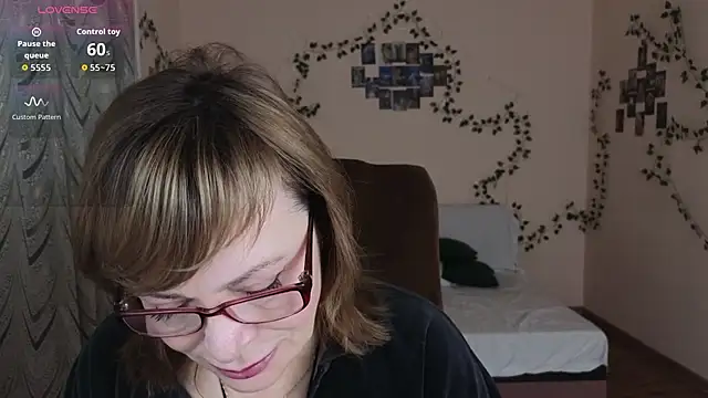 Miss Moren online show from 11.13.25