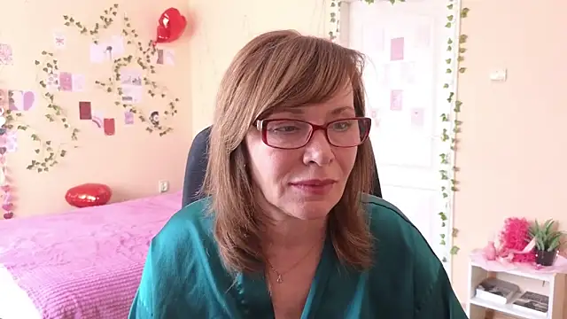 Snapshot of Miss_Moren chatting on 03.27.26 Miss Moren online show from 03.27.26