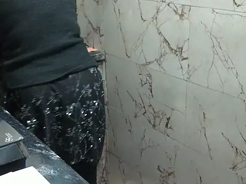 Housewife12 online show from 01.10.26