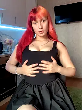 Snapshot of Sweet_white_chocolate chatting on 10.08.25 Sweet white chocolate online show from 10.08.25