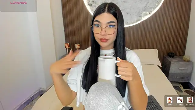 RoseCassie online show from 04.03.26